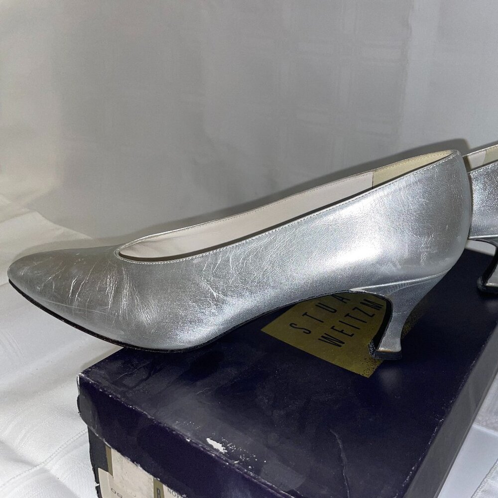 Stuart Weitzman Cornich Silver Satinato Kid; Silver; Pointed Toe Pump; 9 AA